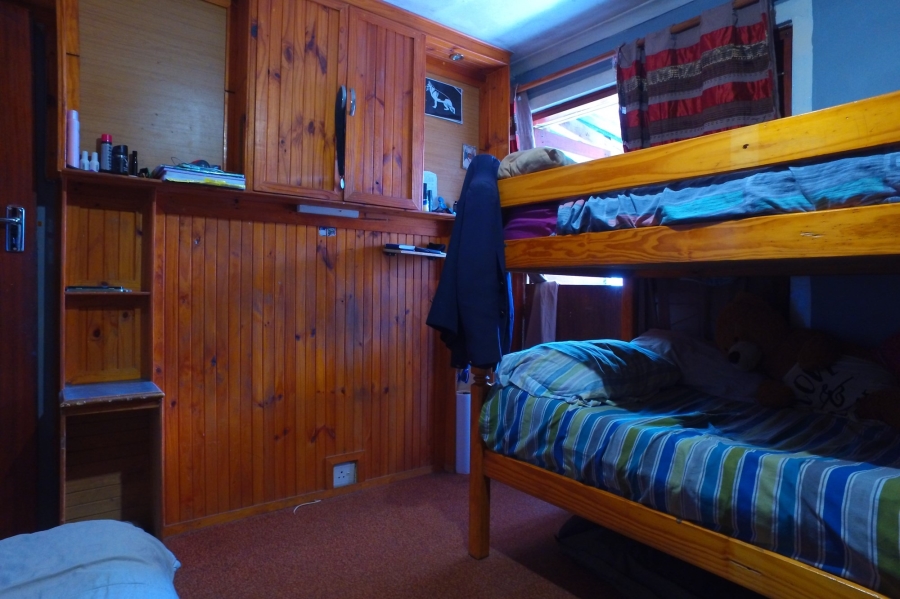 2 Bedroom Property for Sale in Westridge Western Cape